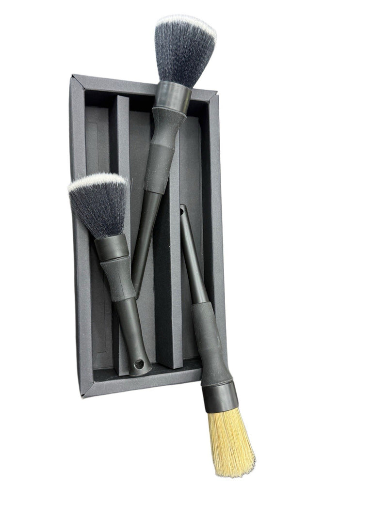 Load image into Gallery viewer, PREMIUM DETAILING BRUSH SET -ULTRA SOFT - BRUSHED TIP - CAMERA LENSE
