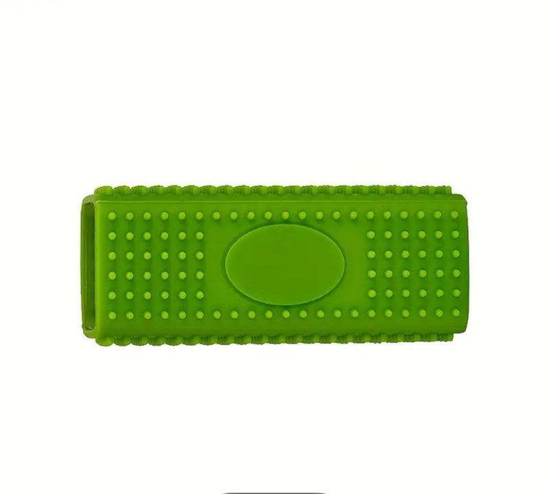 Load image into Gallery viewer, Carpet Detailing block for Pet Hair Removal &amp; Cleaning - Carpet lines Green
