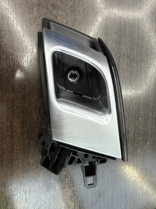 LAND ROVER RANGE ROVER SPORT 14-22 HANDLE INTERIOR (FRONT DRIVER SIDE) A0408323