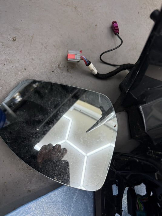 LAND ROVER DISCOVERY SPORT 5 Door Black O/S Driver Right Door Mirror