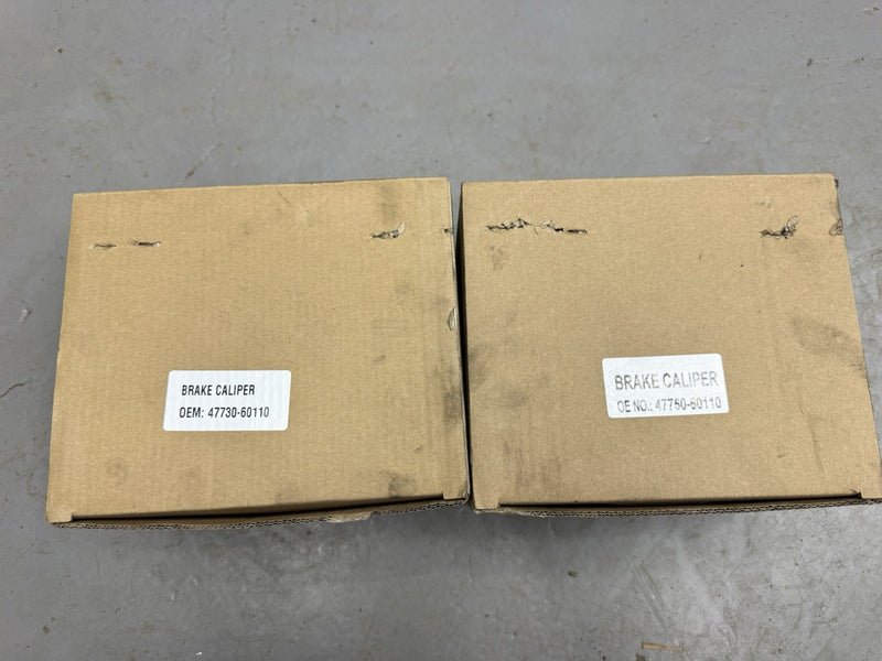 Load image into Gallery viewer, TOYOTA LAND CRUISER REAR BRAKE CALIPERS - PAIR 47730-60110 47750-60110
