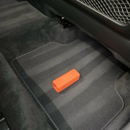Carpet Detailing block for Pet Hair Removal & Cleaning - Carpet lines Green