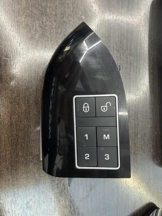 LAND ROVER RANGE ROVER SPORT 14-22 HANDLE INTERIOR (FRONT DRIVER SIDE) A0408323