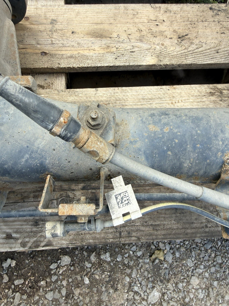 Load image into Gallery viewer, FORD RANGER REAR AXLE ASSEMBLY 4WD 3.55 RATIO JB3G-4001-CHA MK3 P375 2019 - 2023
