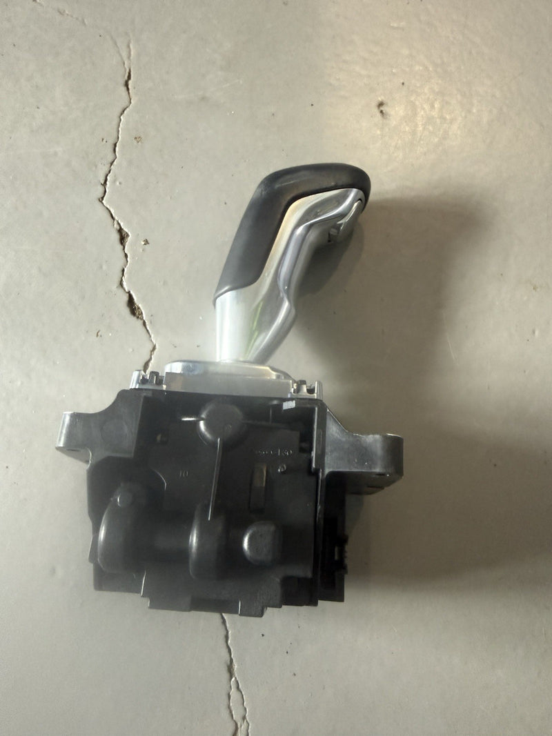 Load image into Gallery viewer, LAND ROVER RANGEROVER Gear Selector JLRDPLA7E453AF LR108936

