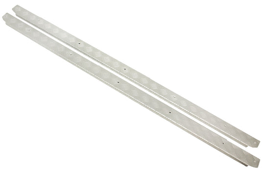 SIDE SILLS CHEQUER PLATE - SILVER - DEFENDER 110 NON - S / WAGON